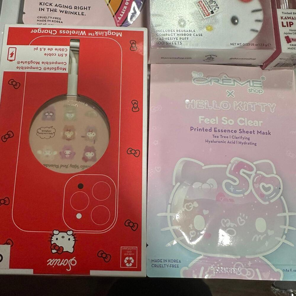Hello Kitty Beauty Set - Picture 3 of 3